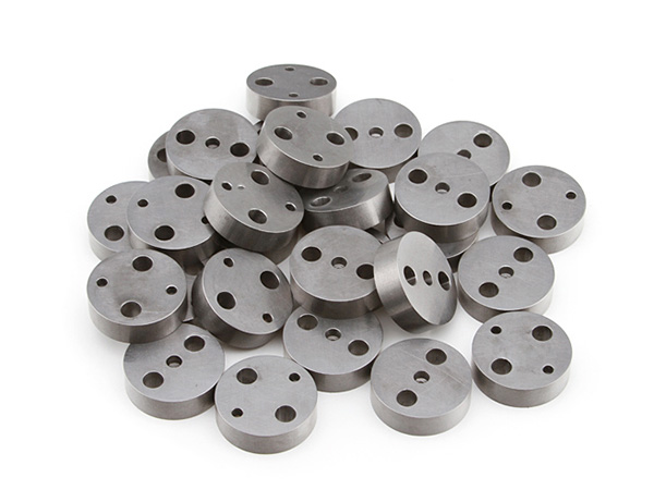 Tungsten carbide wear-resistant accessories