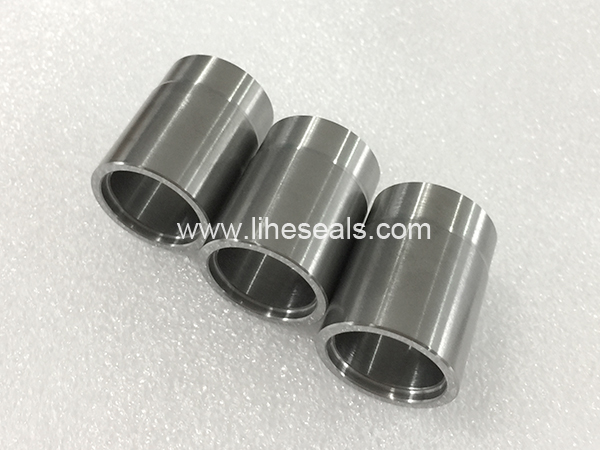 Tungsten carbide bushing